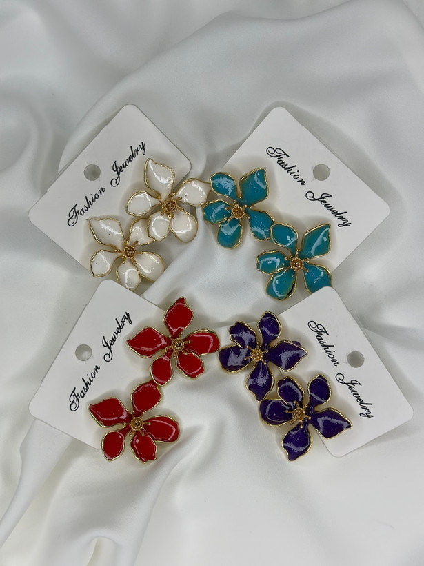 گوشواره مینا کاری طرح گل زنانه
