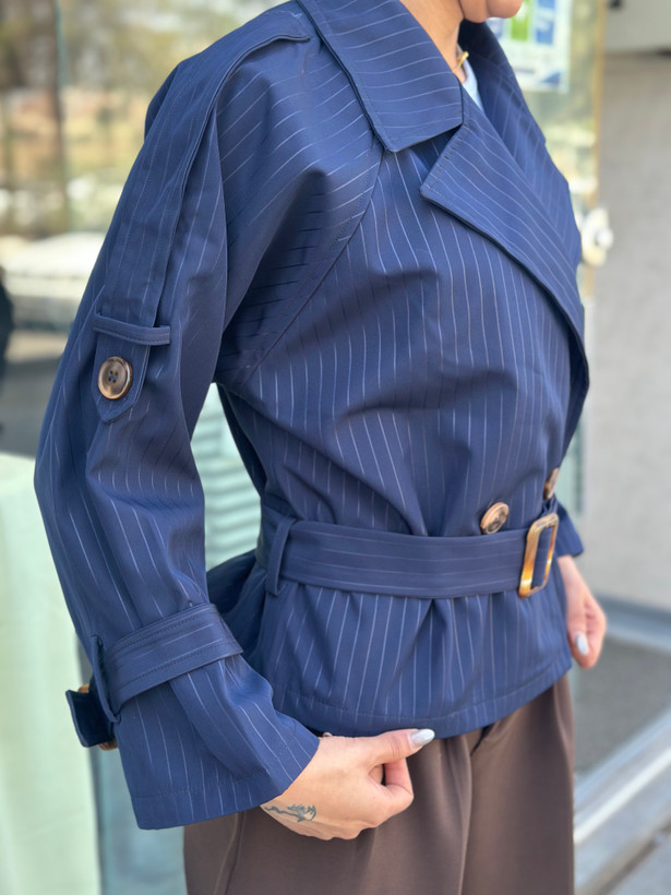 ترنچ کت زنانه راه راه کرم